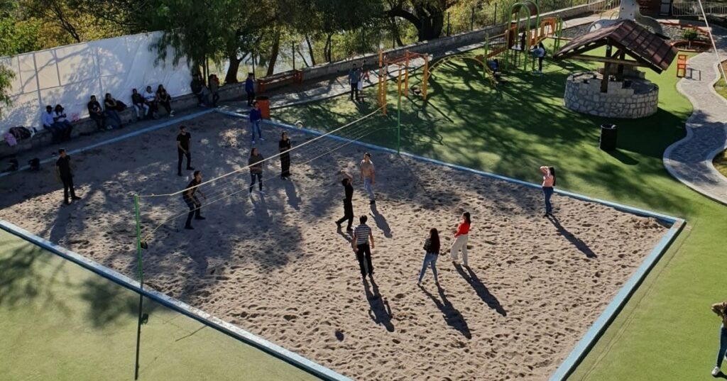 484797959_969602655358791_8151638898358662202_n